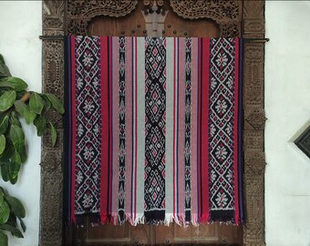 Handwoven Ikat Blanket: Indonesian Heritage Tapestry Wall Decor