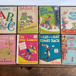 LEINEN EINDECK Dr. Seuss Bücher // Eins auswählen // Leinen Umschläge 18 x 23 cm