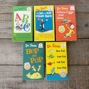 Vintage Dr. Seuss VHS Movies // You Choose // Beginner Book Video