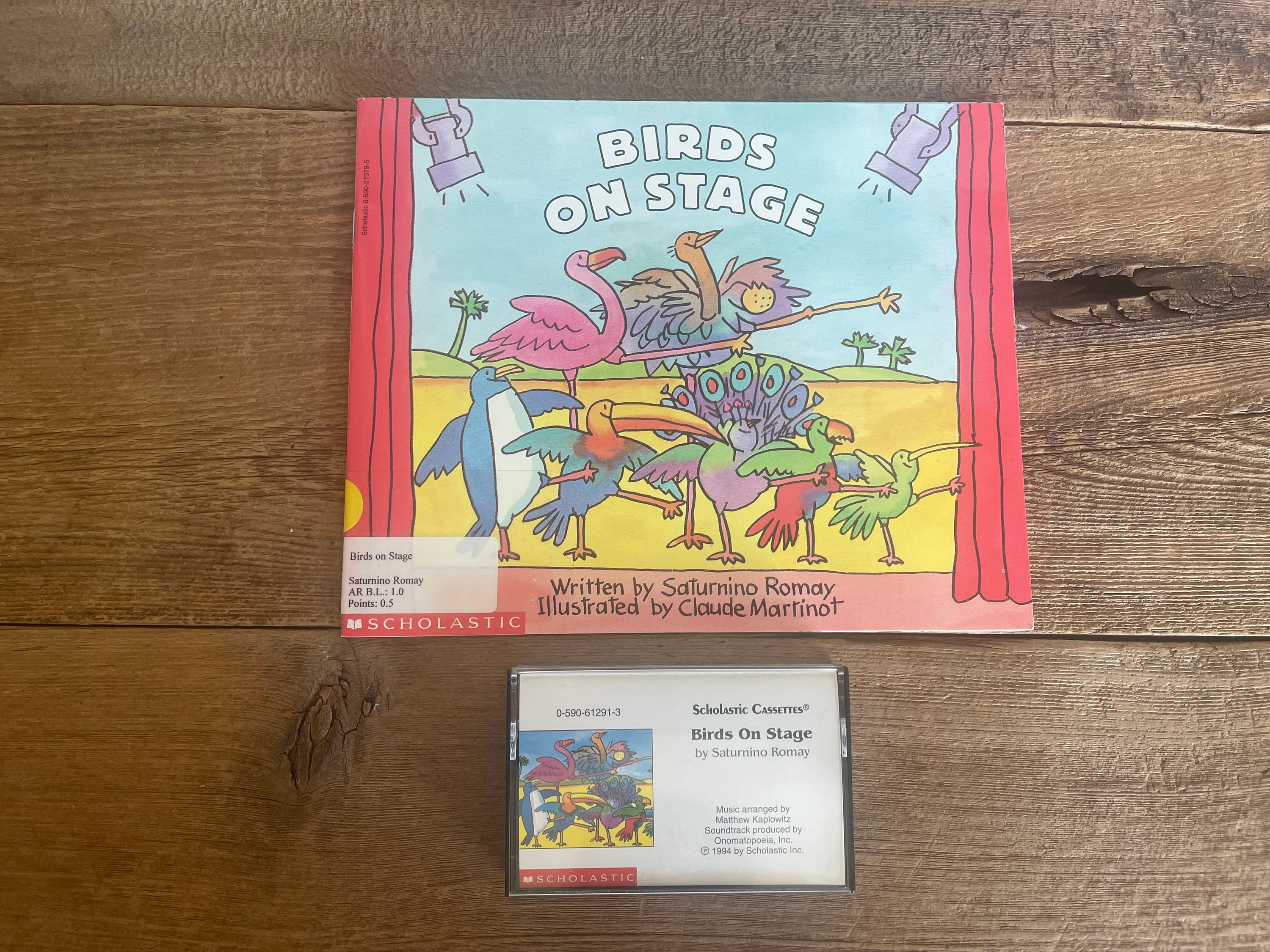 Birds on Stage // Saturnino Romay // Vintage Scholastic Book
