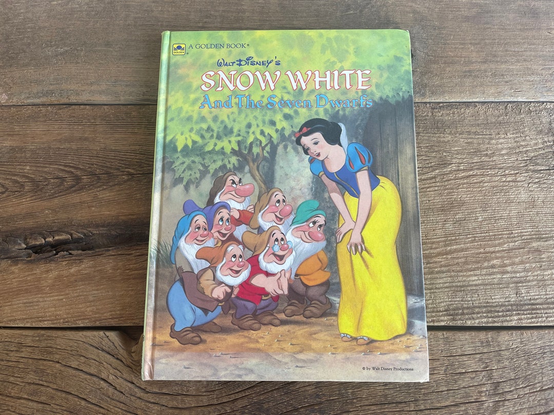 ウォルト・ディズニーの白雪姫と七人の小人 ゴールデンブック // 大型