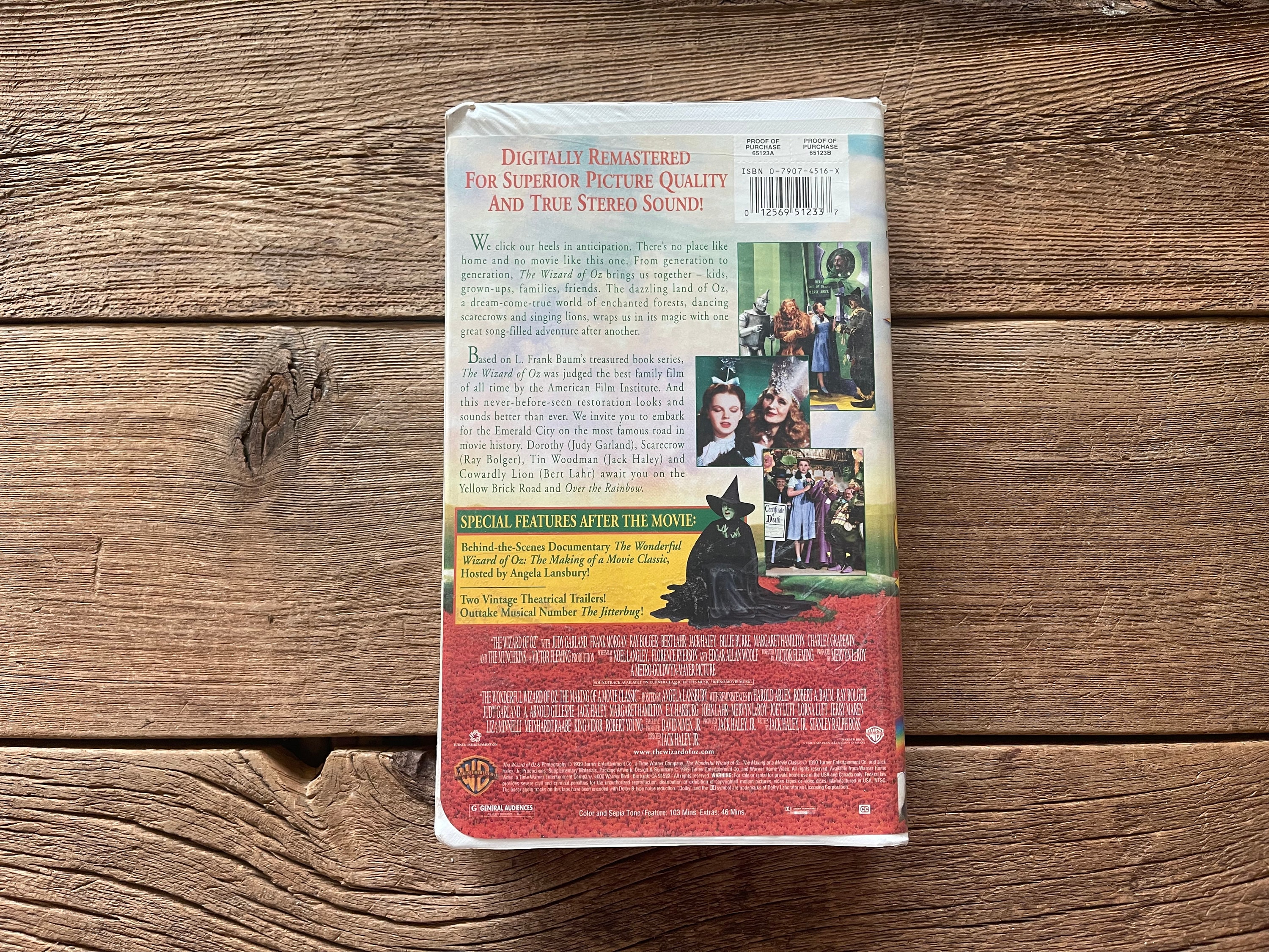 その他 Hopalong Cassidy: Tricky Fingers/The Valley Raiders/Masquerade for Matilda [VHS] [Import] 中古】Hopalong Cassidy: Tricky Fingers/The Valley Raiders