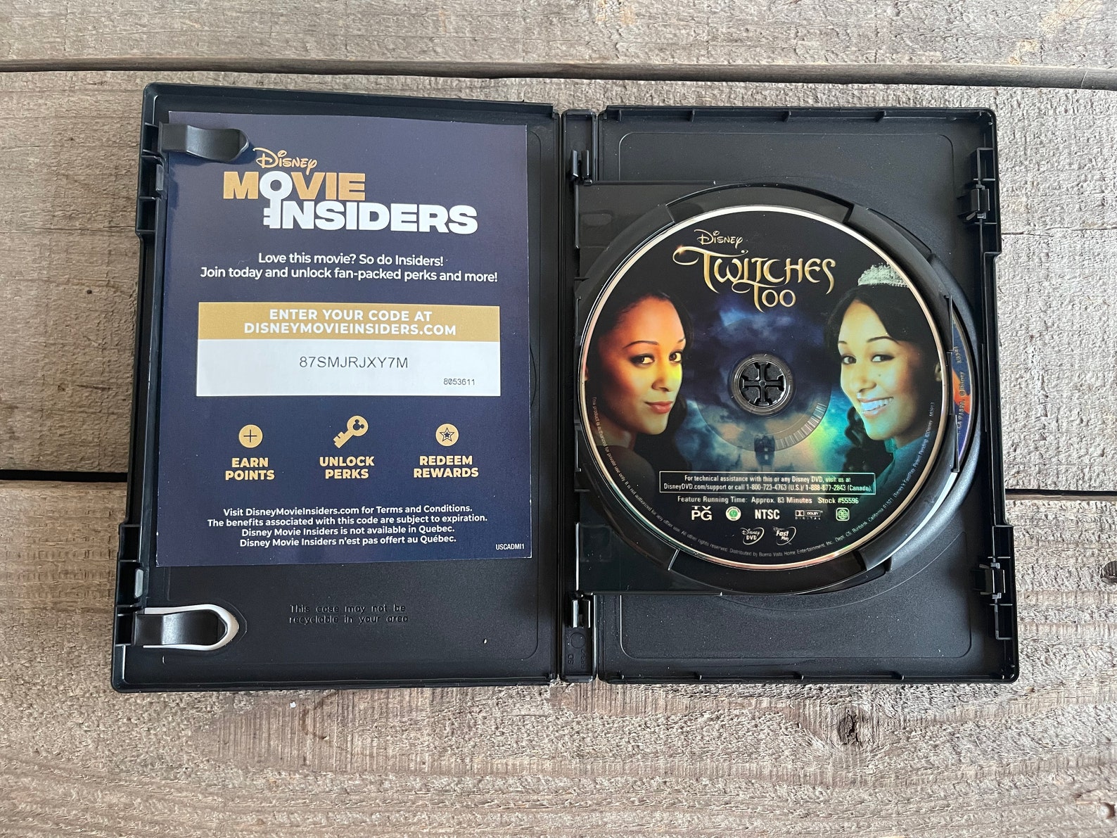 Disney Twitches DVD 2movie Collection // Tia and Tamara // Etsy