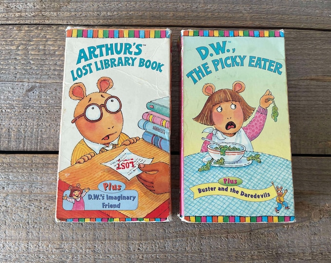 Vintage Arthur VHS Movie: Arthur's Lost Library Book or D.W., the Picky ...