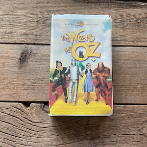 Vintage The Wizard of Oz VHS Movie - 1999 Warner Bros.
