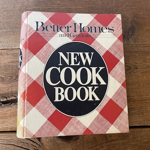 Better Homes and Gardens New Cookbook // Ring Style Binder // You Choose