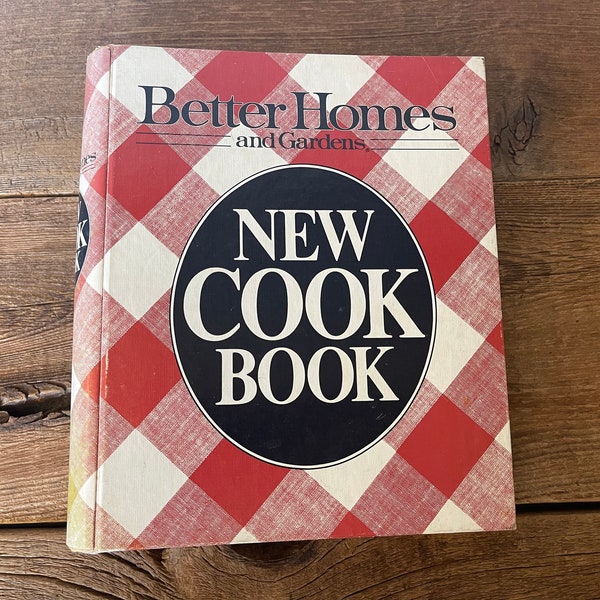 Better Homes and Gardens New Cookbook // Ring Style Binder // You Choose