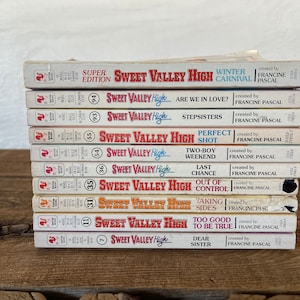 Vintage Sweet Valley High Books // You Choose // Francine Pascal // 1980&#39;s