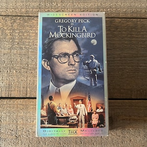 To Kill A Mockingbird VHS Movie // Starring Gregory Peck // Based on the novel by Harper Lee // Excellent Condition // 1998