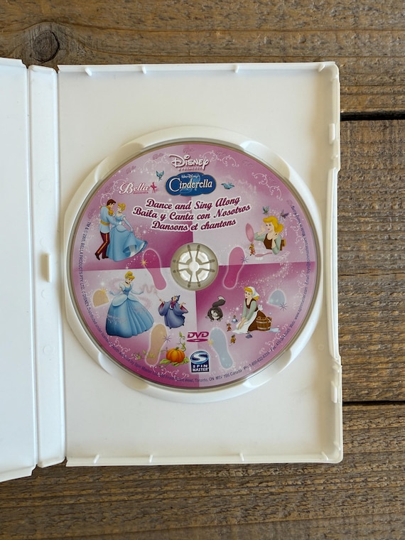 Disney Dance! Dance! DVD 2枚+CD DWE Disney Dance！Dance！ CD1枚DVD2枚 キッズ・ファミリー
