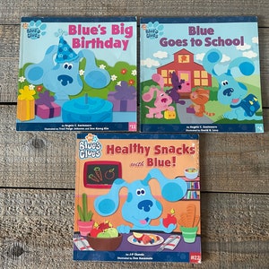 Libros de pistas de Blue // Se venden por separado // Programa de Nick Jr. // Blue va a la escuela, El gran cumpleaños de Blue, Bocadillos saludables con Blue, Llegó la primavera
