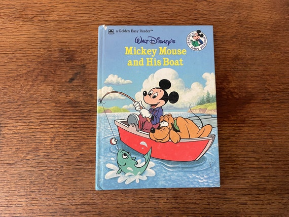 Mickey Mouse and His Boat 本 稀少 Amazon.com: Walt Disney's Mickey Mouse and His Boat (Disney