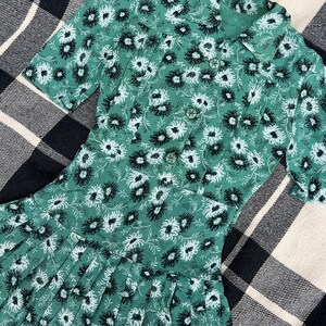 XS S / Vintage 1930s 1940s Floral Pleated Dress | Amazing Buttons | Side Snaps