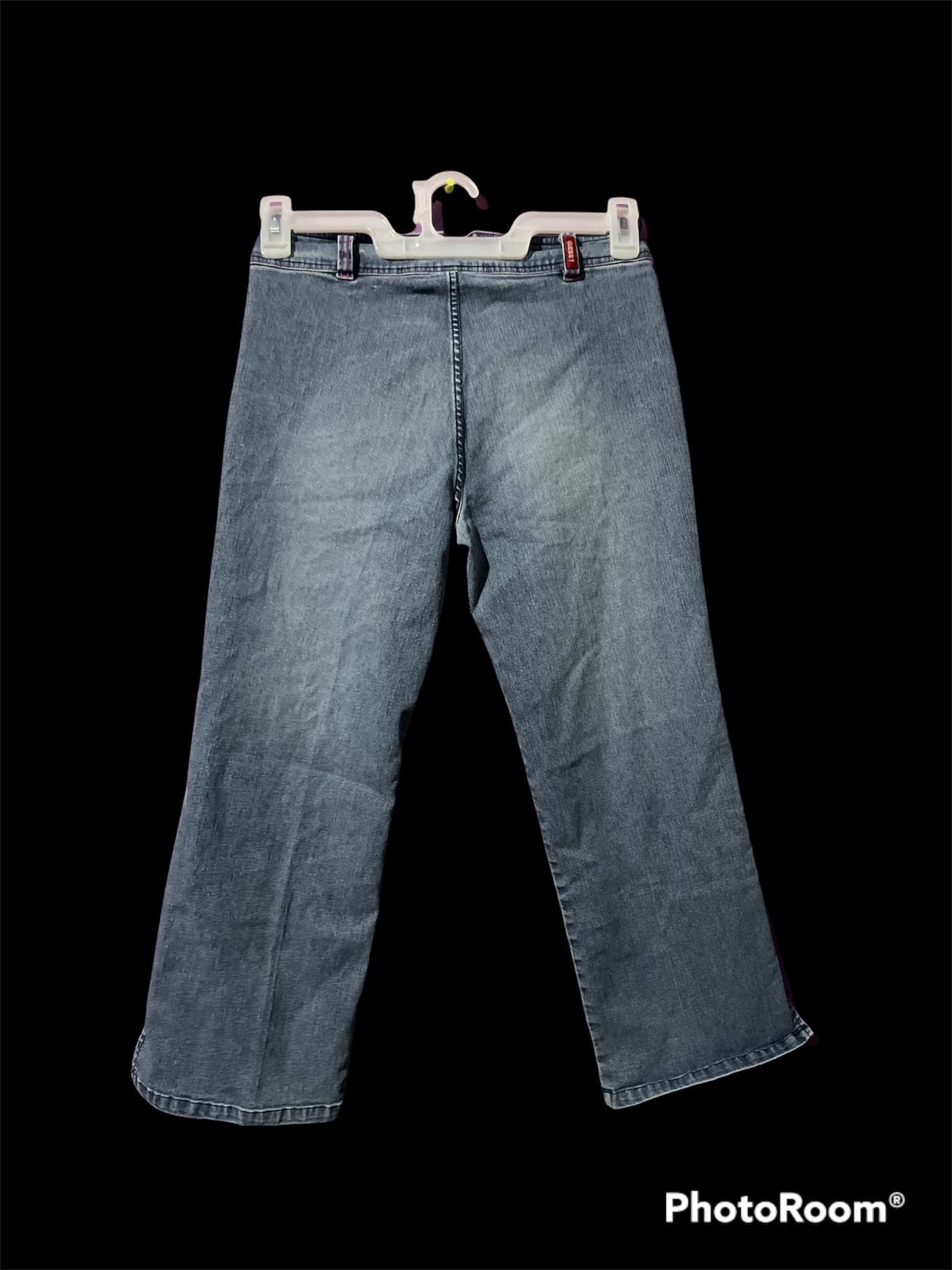 Guess Denim Capris Pants With Pink 