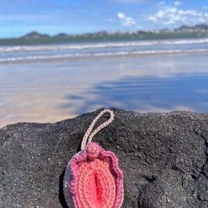 Patrón, llavero mini vulva (archivo PDF, inglés) imagen 3