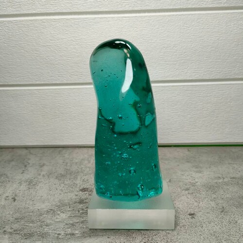 Natural Polished andara crystal shops dark aqua blue bubble 1205gr with base for decoration or collection