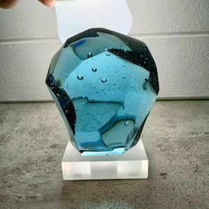 Special natural cutting andara crystal teal blue bubble 915gr with base for collection