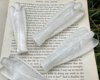 Selenite Angel Statue 3” – Hand-Carved White Crystal Guardian | Cleansing, Protection & Crown Chakra Healing