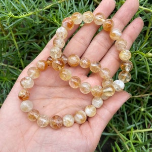 Natuurlijke genezingsarmband met citrien 10 mm | Chakra-healing | Kristallen edelsteen | Spiritueel | Manifest | Steen van goede kwaliteit.