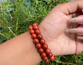 Natürliche 8mm Perlen Roter Jaspis Heilung Armband | Chakra Heilung | Kristall Edelstein | Spirituell | Manifest | Stein von guter Qualität.