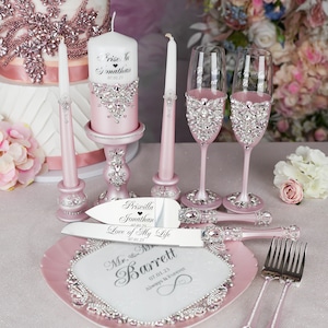 dusty pink wedding, pale pink wedding, powdery wedding, blush wedding decorations