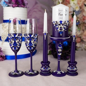 purple blue wedding glasses, blue orchid wedding, royal blue purple wedding flutes, amethyst purple blue wedding cake cutting set