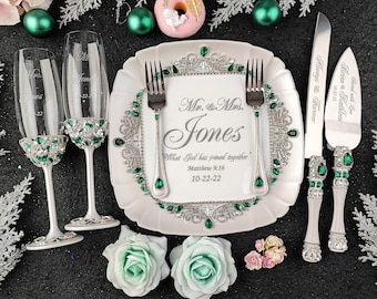 greenery wedding, white green wedding, emerald silver wedding decor, silver green wedding glasses and cake  set