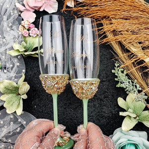 sage green wedding glasses, sage green  wedding flutes, sage green wedding centerpieces, light green wedding, mint green champagne goblets