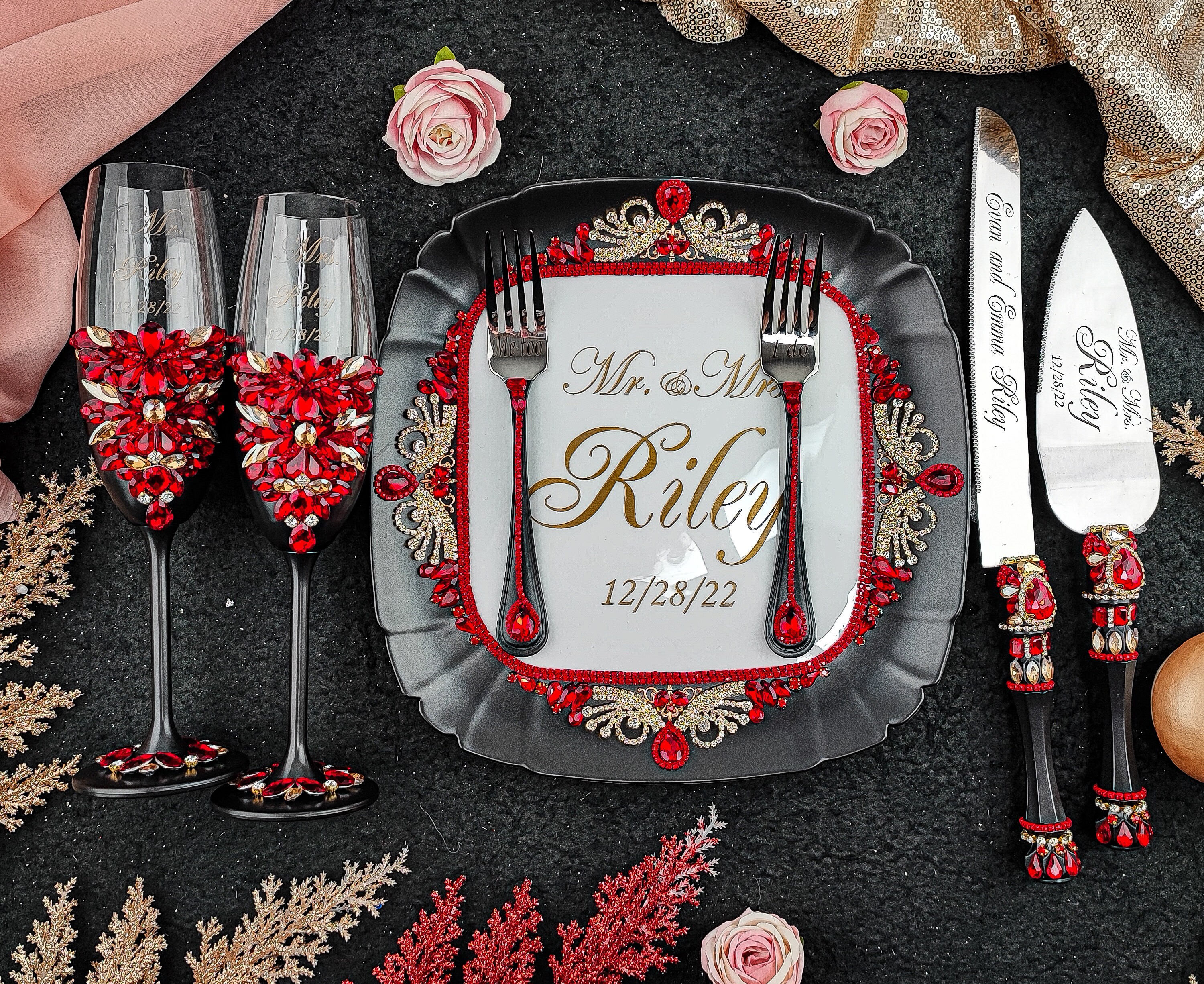 Black Wedding Decor, Black Gold Wedding Glasses, Black Wedding Flutes, Black  Cake Knife 