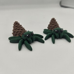Pinecone Fall-Themed Tiny Articulated Spider | 3D Print