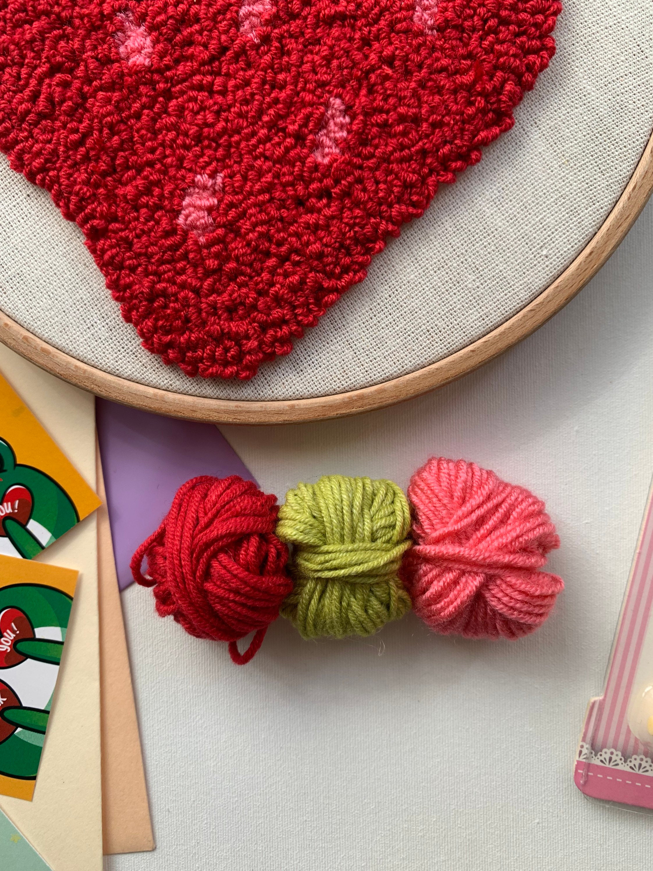 NANA Embroidery Pack Red Bird Punch Needle(Punch Needle), Embroidery  Frame:6 DIY Embroidery Set for Beginners, Embroidery Kit (Embroidery Yarn  Set) : : Arts & Crafts