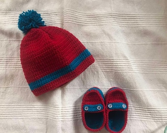 Red / Blue knitted Shoes and matching Hat