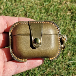 Handmade leather AirPods cases. All models, including AirPods Pro 3. olive