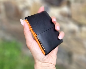 Minimalist wallet. Refined and unconventional. Suitable for front pocket