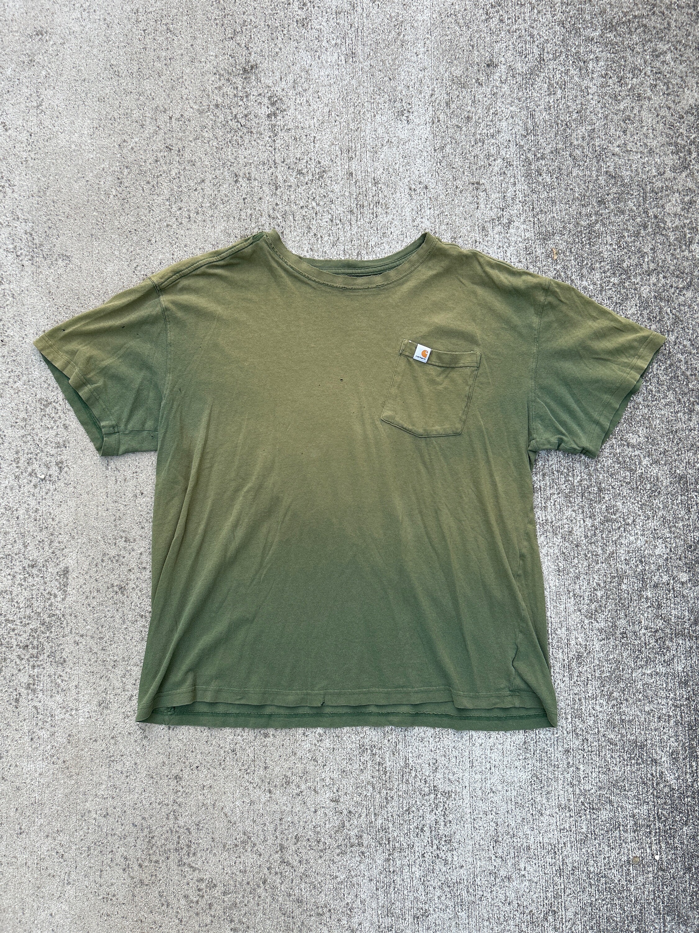 Olive green on sale carhartt shirt