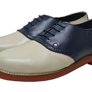 Willits deals saddle shoes