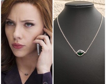 Scarlett johansson arrow necklace clearance