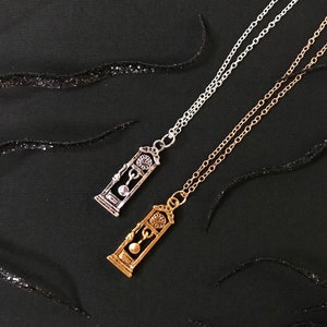 Vecna, 001, Collana con orologio a pendolo ispirata a Stranger Things, in oro e argento
