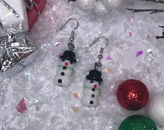 雪だるま 冬のホリデー クリスマス ガラスビーズイヤリング