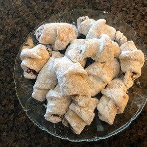 Crescents with jam and walnuts/ Rugelach / Cornulețe cu gem și nuci 1lbs