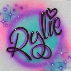 Airbrush Name Shirt with Heart, Shirt with My Name, Spray Shirt, Airbrush Hoodie, Vintage Spray Shirt, Airbrush Shirt on Black