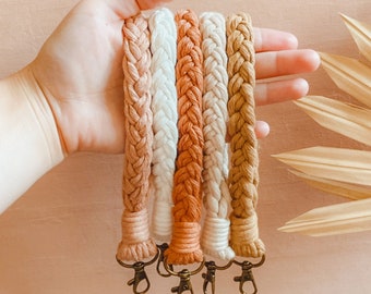 Bracelet en macramé | Porte-clés | Porte-clés bohème | Bracelet personnalisable | Léger | Cadeaux pour elle | Idées cadeaux pour la Fête des Mères | Cadeau d'anniversaire