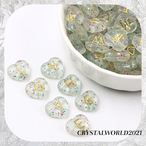 52 11mm claro glitter ouro alfabeto contas em forma de coração alfabeto contas buraco horizontal carta contas acrílicas para fazer jóias