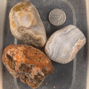 1 lb lot of Lake Superior Agates (grade A, large) for lapidary or display