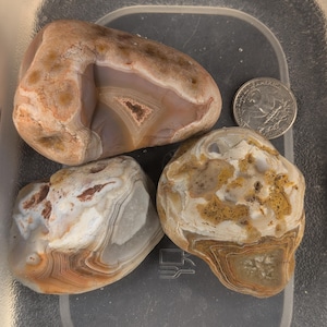 1 lb lot of Lake Superior Agates (grade A, large) for lapidary or display