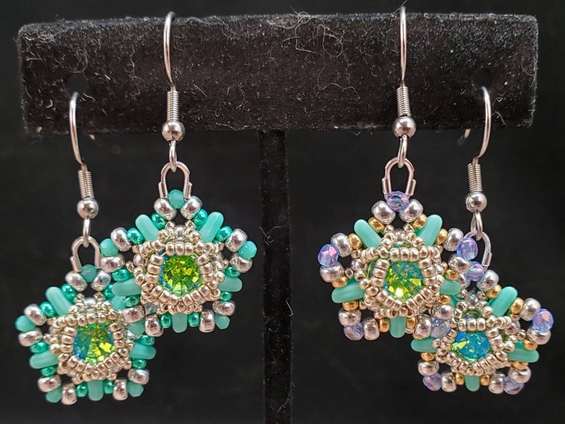 Starry Night Beaded Earrings, Bezeled Green Peridot-Colored Crystal Chaton in a Star Shape with Steel Earwires, Handwoven Jewelry image 2