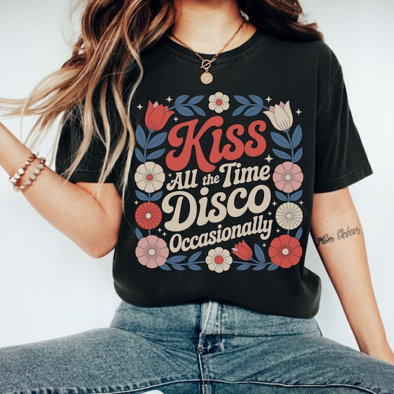 Comfort Colors Kiss All The Time Disco Occasionally Shirt, Harry Styles Inspired T-Shirt, Trendy Disco Shirt,Disco Lovers Gift,Gift for fans