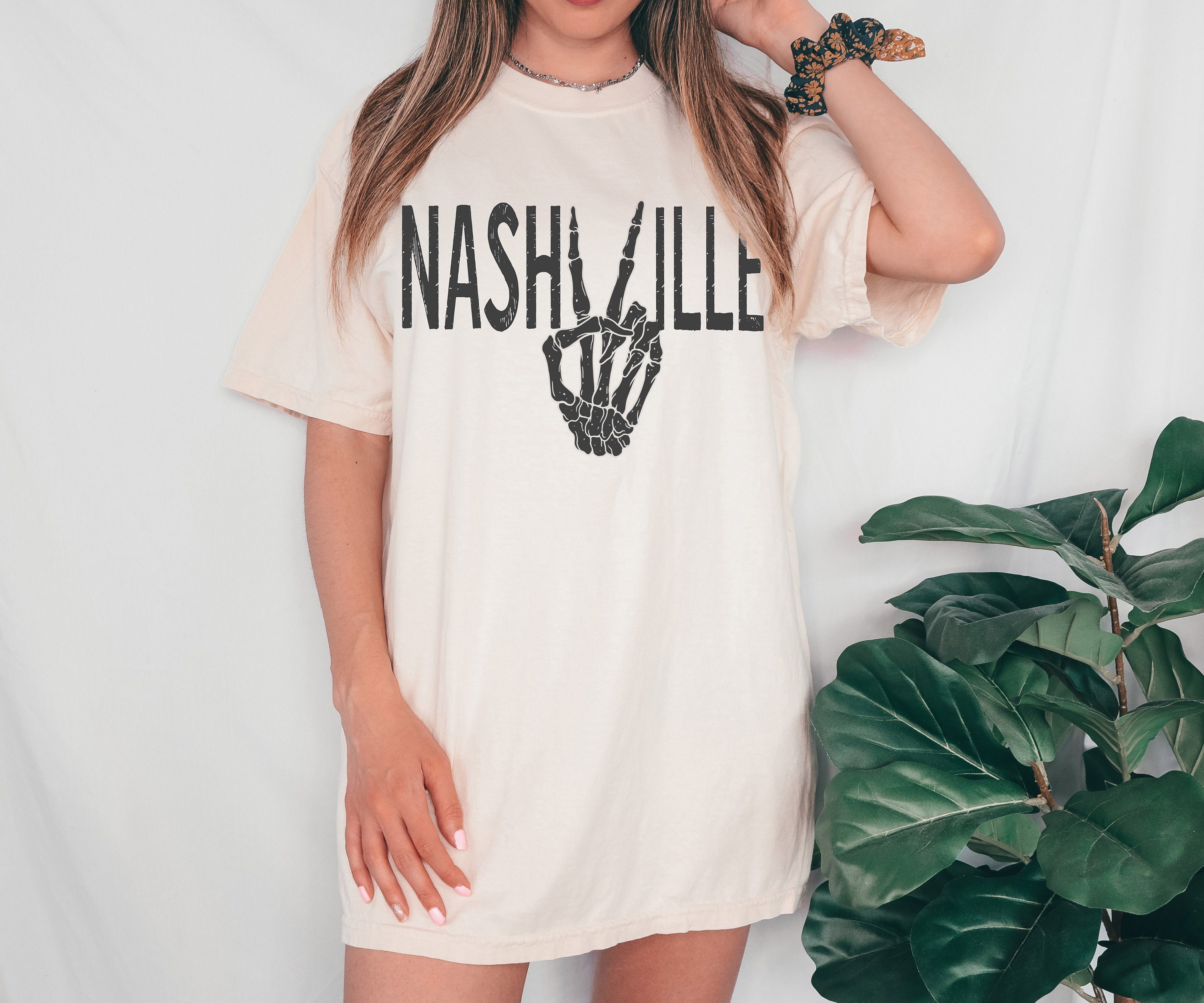 Discover Nashville Tee, Nashville T-shirt, Music City, Tennessee Tee, Vintage Inspired  T-Shirt