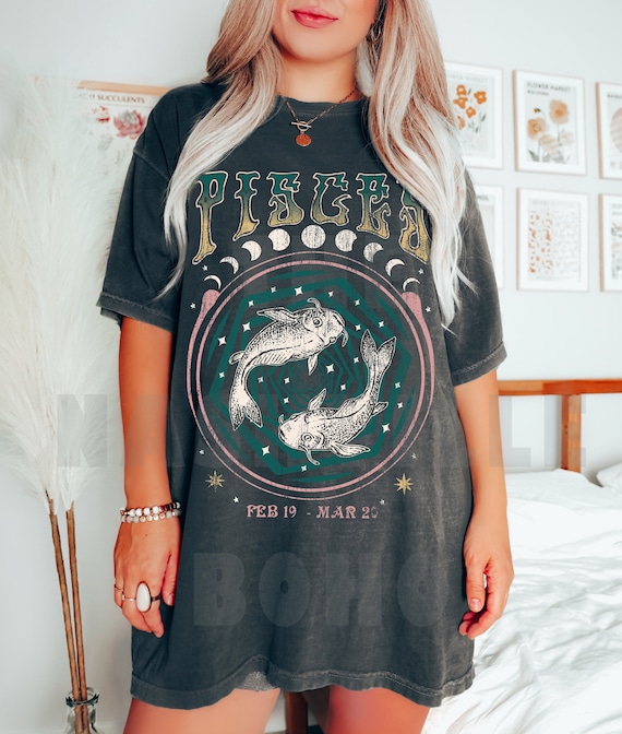 Vintage Retro Pisces Zodiac T-Shirt Vintage Retro Pisces Zodiac T-Shirt