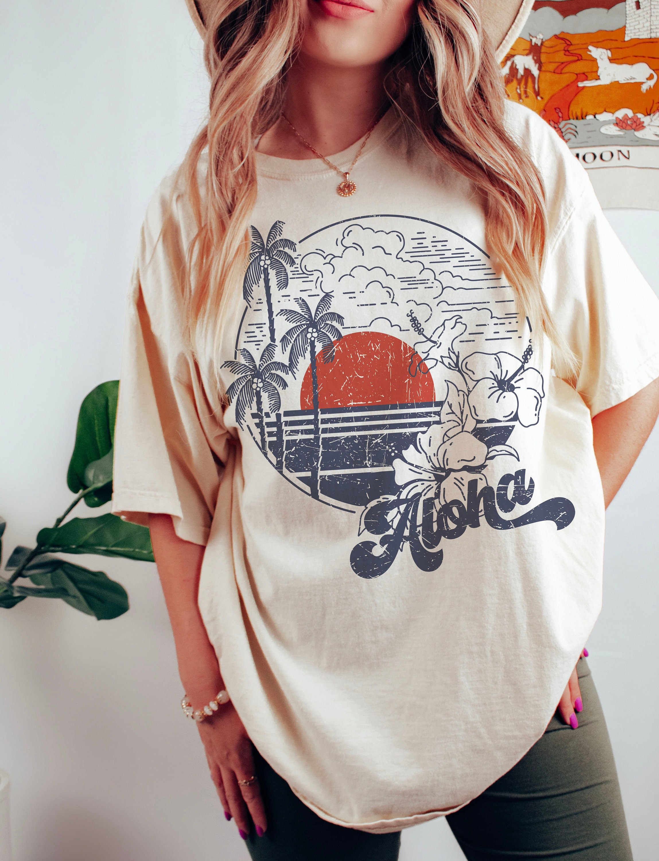 Aloha Tee, Hawaii Graphic Tee, Aloha Hawaii T-shirt, Boho Tee, Vintage Inspired  Cotton T-shirt, Unisex Tee, Comfort Colors Tee